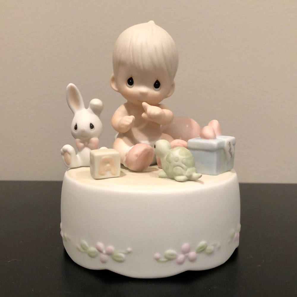 1985 Precious Moments “Heaven Bless You” Musical figurine